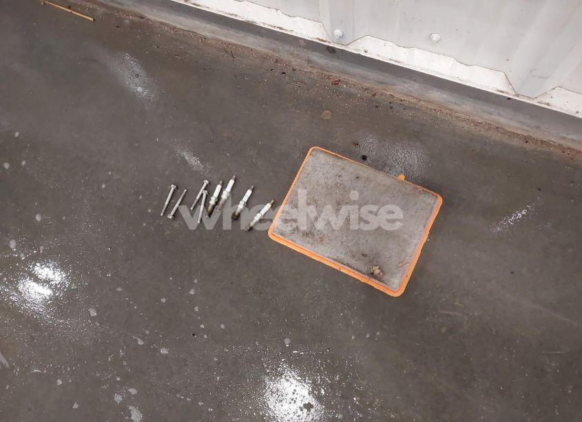 Photo 12 of 2020 Chevrolet Equinox AWD LT 1.5L TURBO (VIN 2GNAXUEV2L6227253)