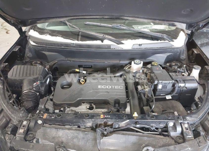 Photo 10 of 2021 Chevrolet Equinox AWD LT (VIN 2GNAXUEV2M6139109)