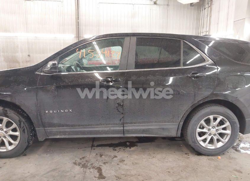 Photo 14 of 2021 Chevrolet Equinox AWD LT (VIN 2GNAXUEV2M6139109)