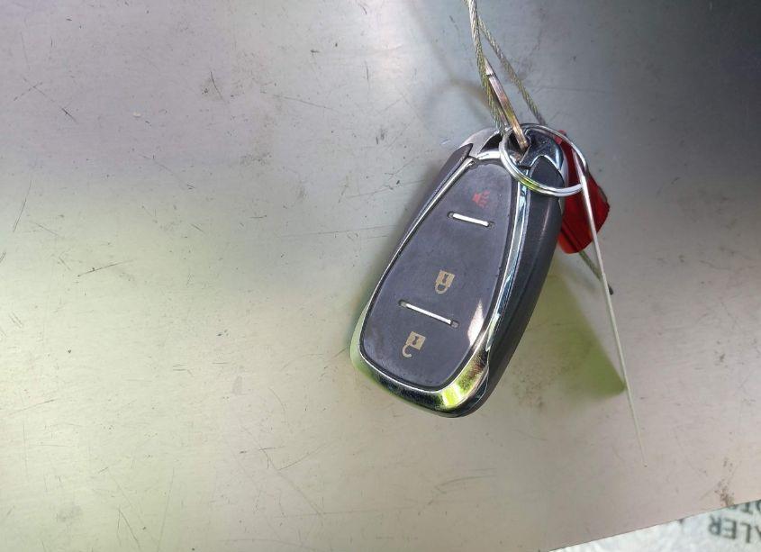 Photo 11 of 2021 Chevrolet Equinox AWD LT (VIN 2GNAXUEV2M6150031)