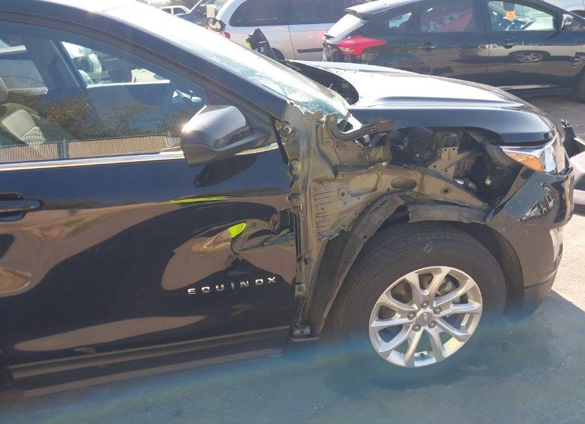 Photo 18 of 2021 Chevrolet Equinox AWD LT (VIN 2GNAXUEV2M6150031)