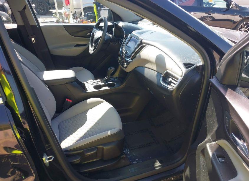 Photo 5 of 2021 Chevrolet Equinox AWD LT (VIN 2GNAXUEV2M6150031)