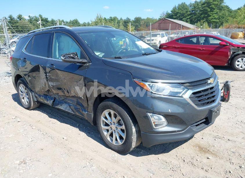 2019 Chevrolet Equinox LT (VIN 2GNAXUEV3K6201758) main photo