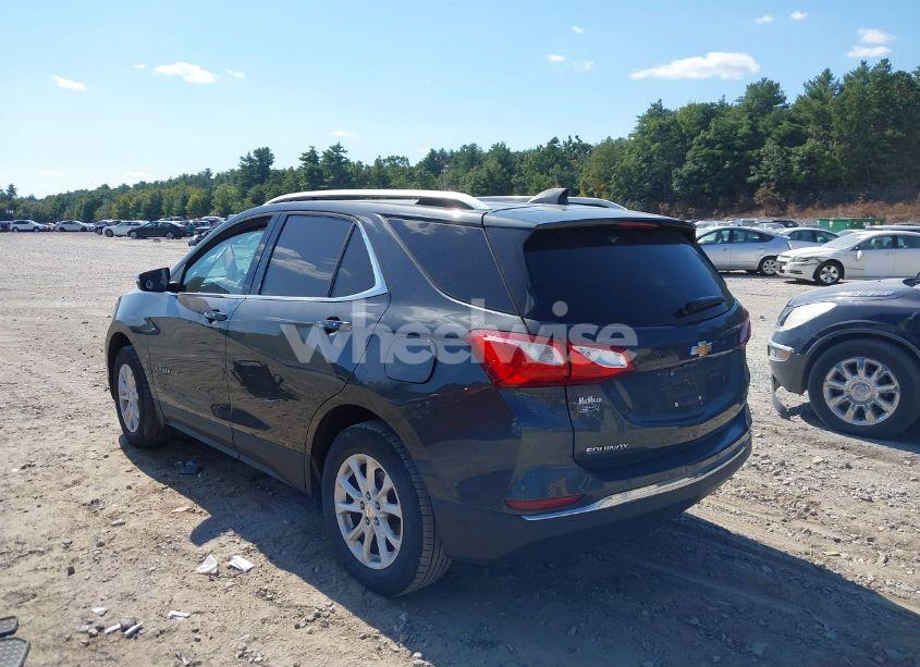 Photo 3 of 2019 Chevrolet Equinox LT (VIN 2GNAXUEV3K6201758)