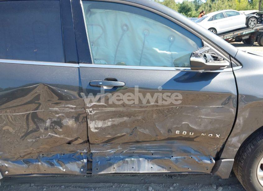 Photo 5 of 2019 Chevrolet Equinox LT (VIN 2GNAXUEV3K6201758)