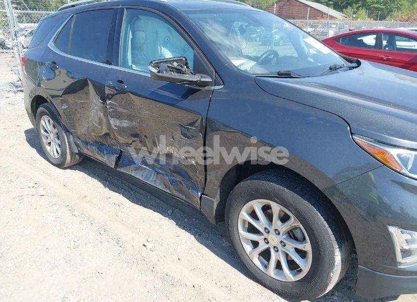 Photo 6 of 2019 Chevrolet Equinox LT (VIN 2GNAXUEV3K6201758)
