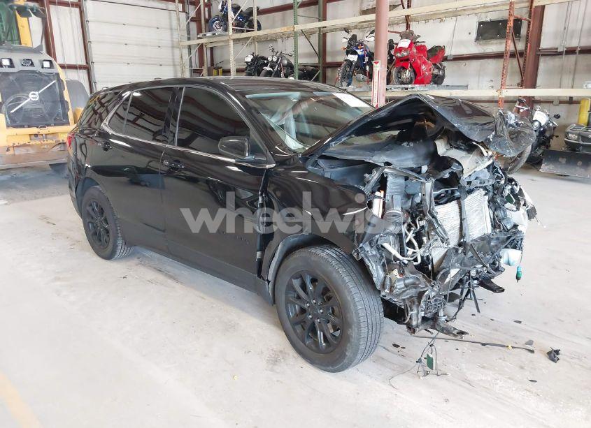 2019 Chevrolet Equinox LT (VIN 2GNAXUEV3K6228796) main photo