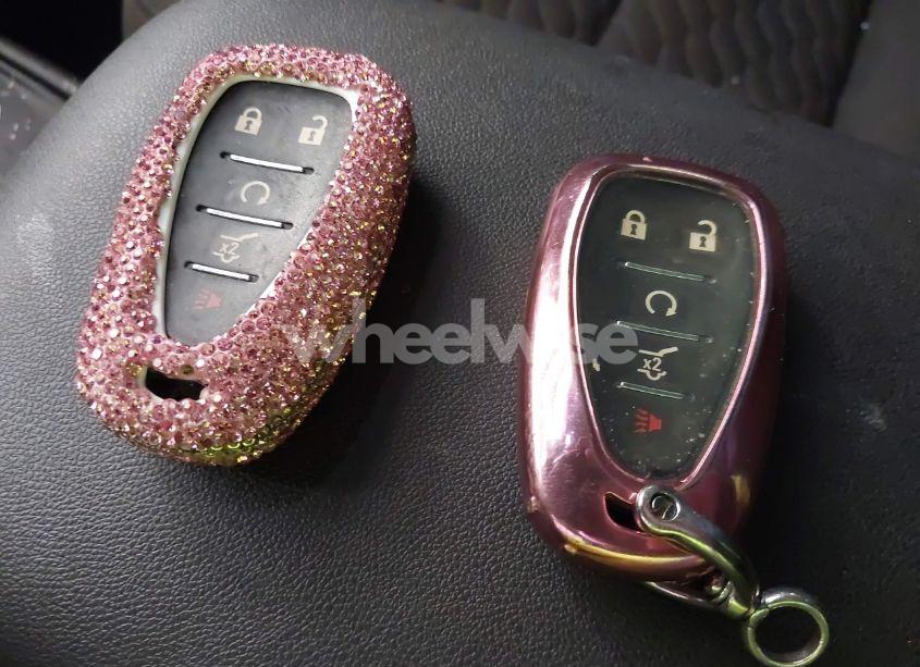 Photo 11 of 2019 Chevrolet Equinox LT (VIN 2GNAXUEV3K6228796)