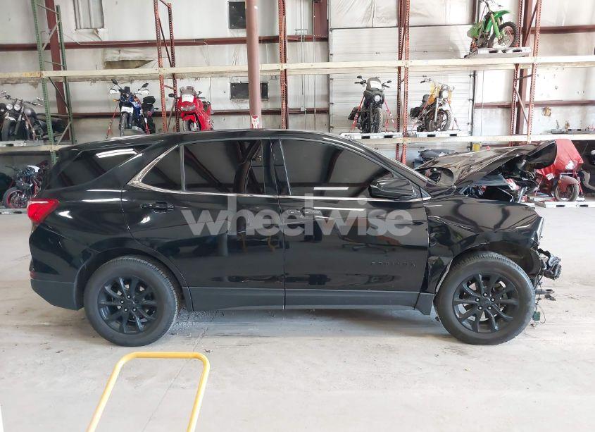 Photo 13 of 2019 Chevrolet Equinox LT (VIN 2GNAXUEV3K6228796)