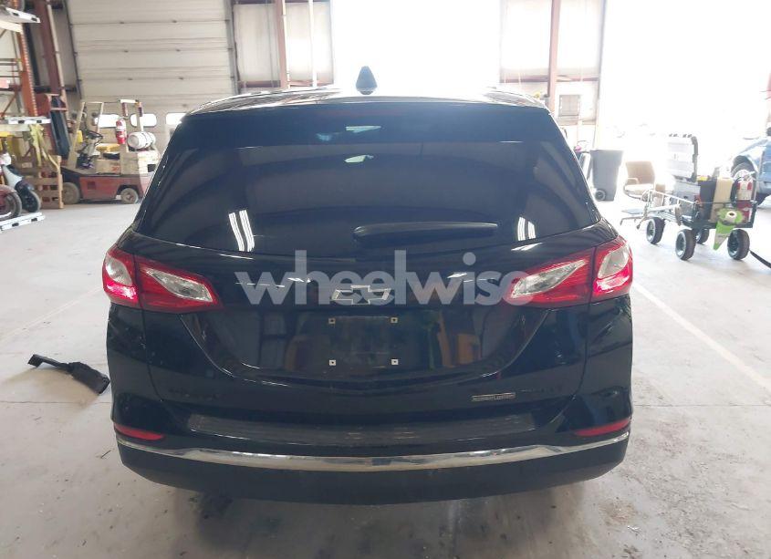 Photo 16 of 2019 Chevrolet Equinox LT (VIN 2GNAXUEV3K6228796)