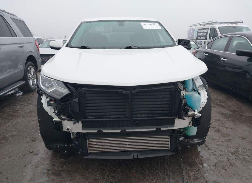 Photo 12 of 2019 Chevrolet Equinox LT (VIN 2GNAXUEV3K6250538)