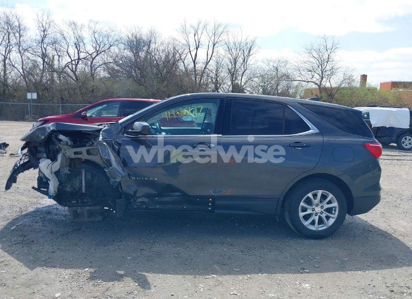 Photo 15 of 2019 Chevrolet Equinox LT (VIN 2GNAXUEV3K6258168)