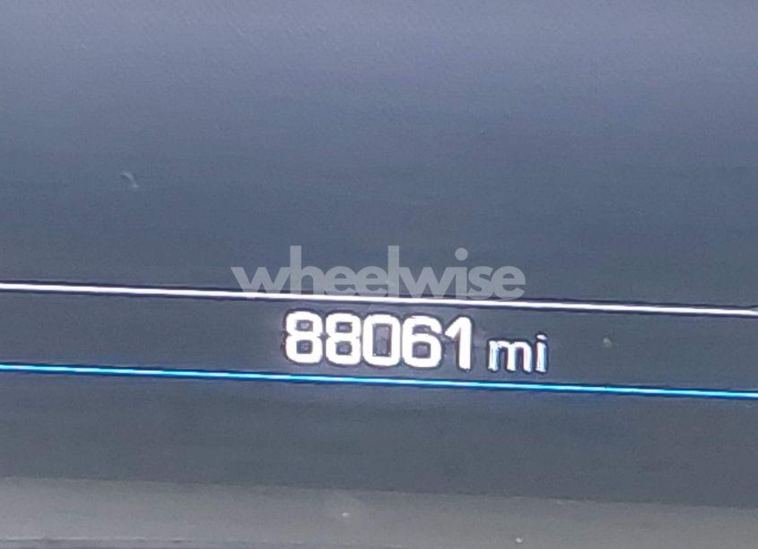 Photo 16 of 2019 Chevrolet Equinox LT (VIN 2GNAXUEV3K6258168)