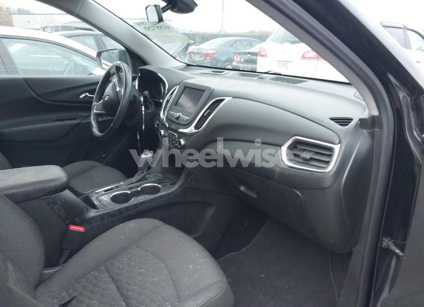 Photo 5 of 2020 Chevrolet Equinox AWD LT 1.5L TURBO (VIN 2GNAXUEV3L6208730)