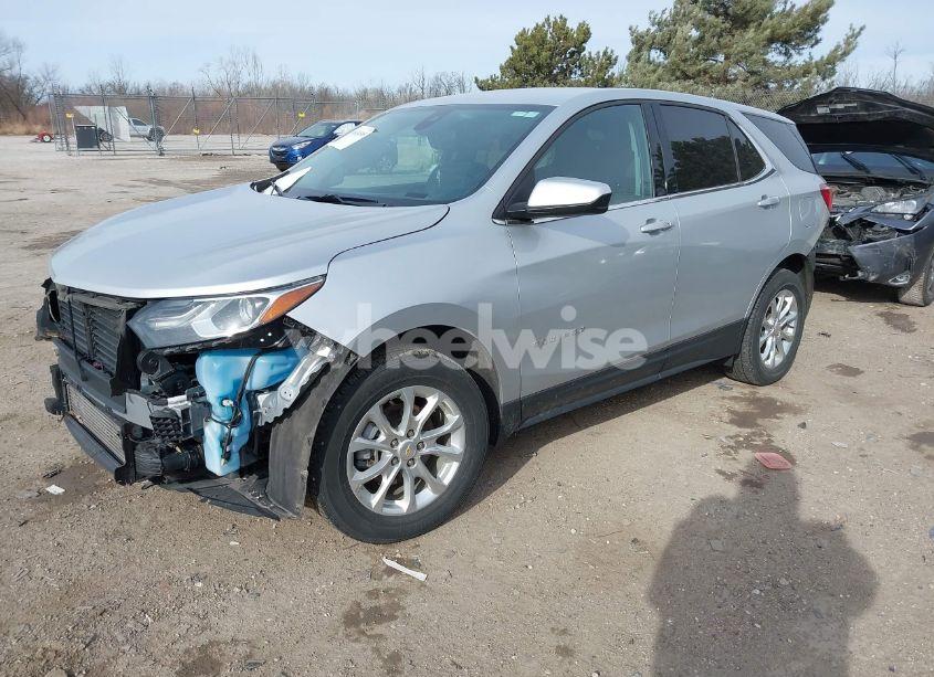 Photo 2 of 2020 Chevrolet Equinox AWD LT 1.5L TURBO (VIN 2GNAXUEV3L6228816)