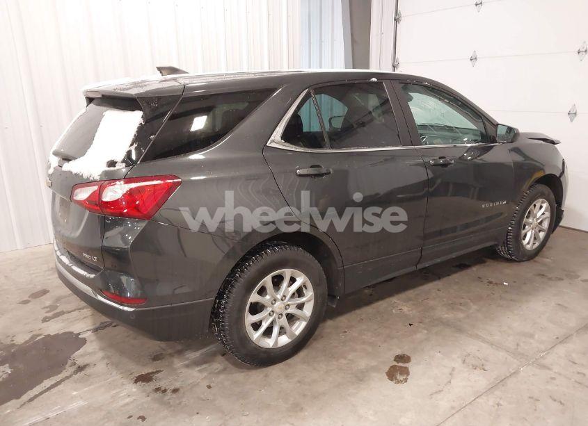 Photo 4 of 2021 Chevrolet Equinox AWD LT (VIN 2GNAXUEV3M6122593)