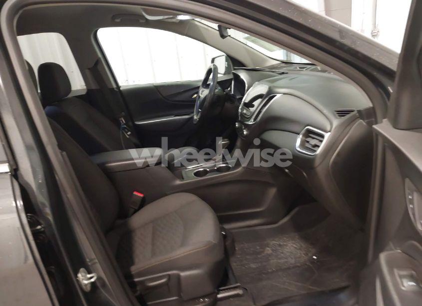 Photo 5 of 2021 Chevrolet Equinox AWD LT (VIN 2GNAXUEV3M6122593)