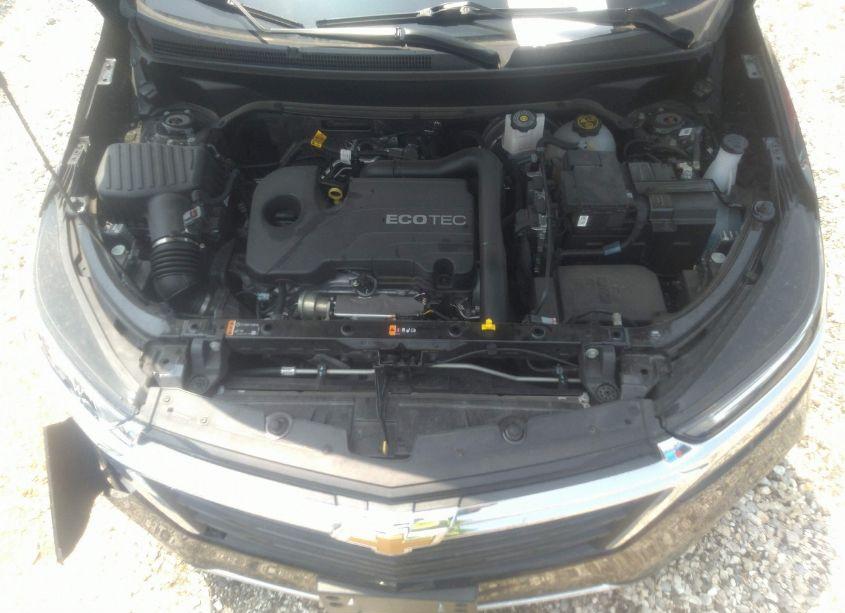 Photo 10 of 2022 Chevrolet Equinox AWD LT (VIN 2GNAXUEV3N6102538)