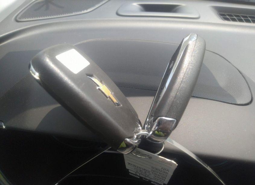 Photo 11 of 2022 Chevrolet Equinox AWD LT (VIN 2GNAXUEV3N6102538)