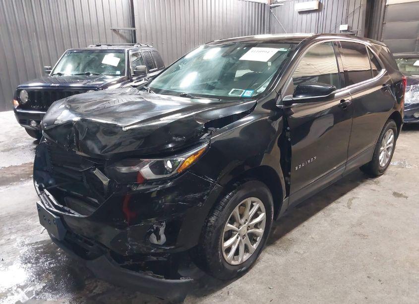 Photo 2 of 2019 Chevrolet Equinox LT (VIN 2GNAXUEV4K6161545)