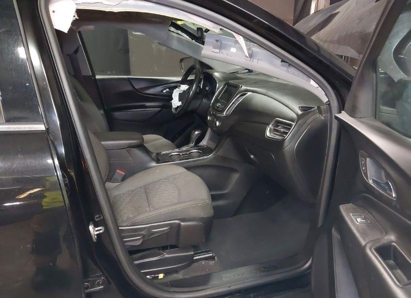 Photo 5 of 2019 Chevrolet Equinox LT (VIN 2GNAXUEV4K6161545)