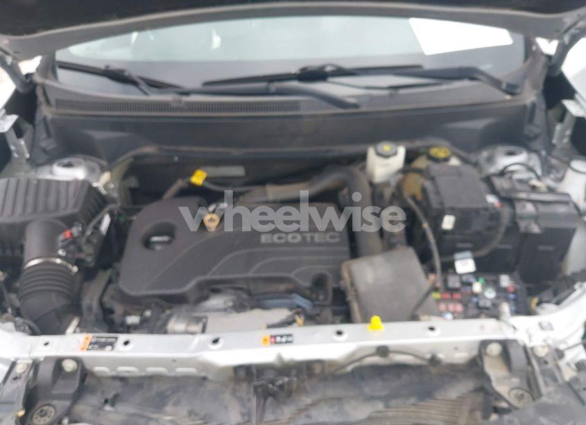 Photo 10 of 2019 Chevrolet Equinox LT (VIN 2GNAXUEV4K6168205)