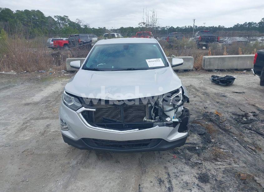 Photo 12 of 2019 Chevrolet Equinox LT (VIN 2GNAXUEV4K6168205)