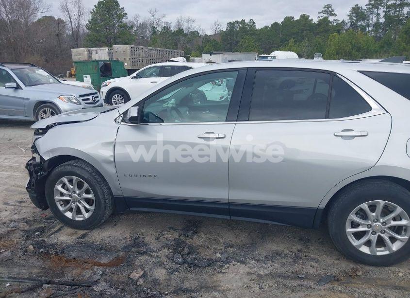 Photo 14 of 2019 Chevrolet Equinox LT (VIN 2GNAXUEV4K6168205)