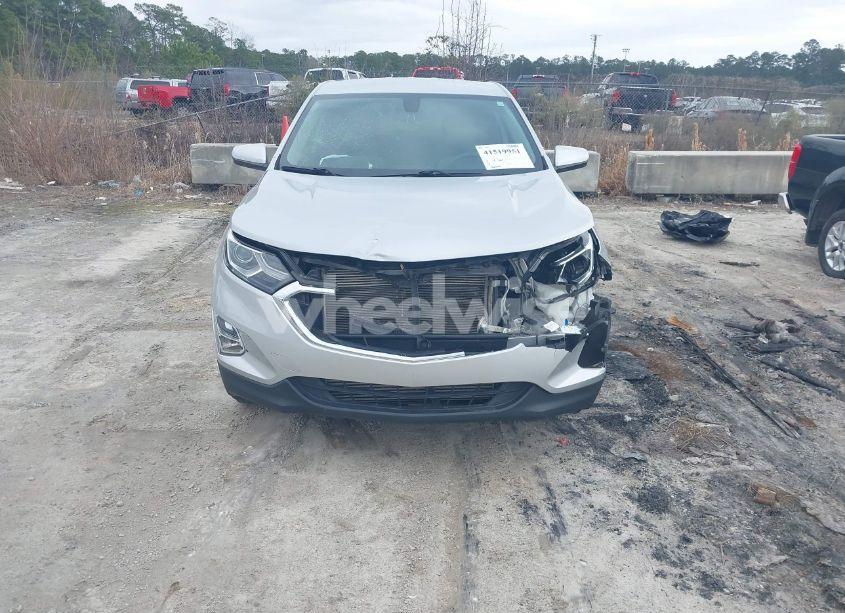Photo 6 of 2019 Chevrolet Equinox LT (VIN 2GNAXUEV4K6168205)