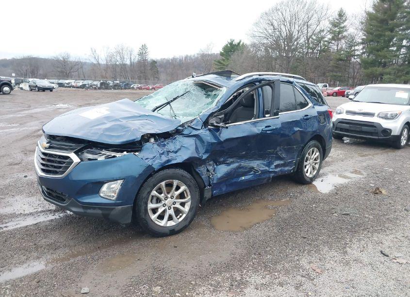 Photo 2 of 2019 Chevrolet Equinox LT (VIN 2GNAXUEV4K6195694)
