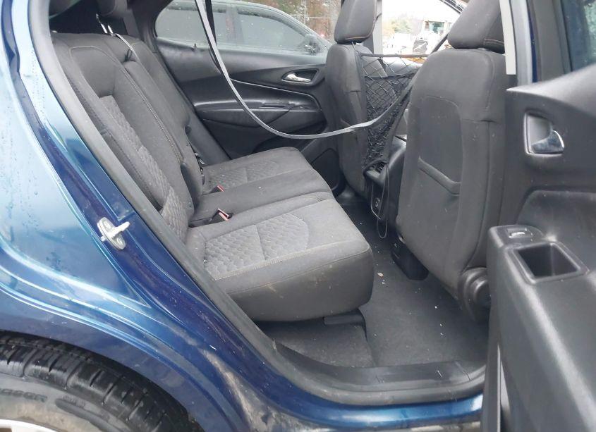 Photo 8 of 2019 Chevrolet Equinox LT (VIN 2GNAXUEV4K6195694)