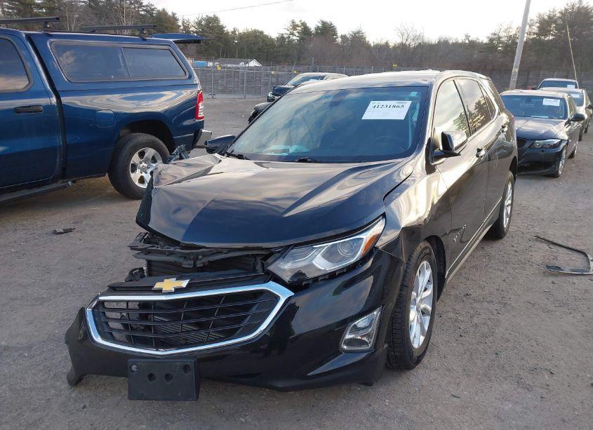 Photo 2 of 2019 Chevrolet Equinox LT (VIN 2GNAXUEV4K6231643)