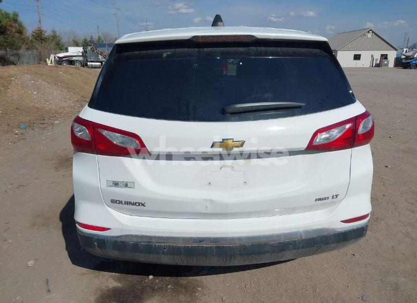 Photo 16 of 2019 Chevrolet Equinox LT (VIN 2GNAXUEV4K6233280)