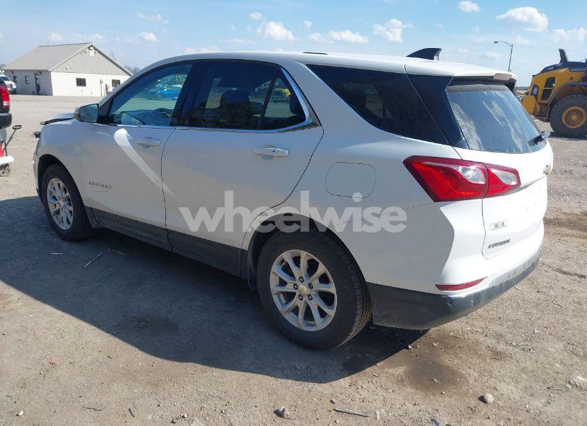 Photo 3 of 2019 Chevrolet Equinox LT (VIN 2GNAXUEV4K6233280)