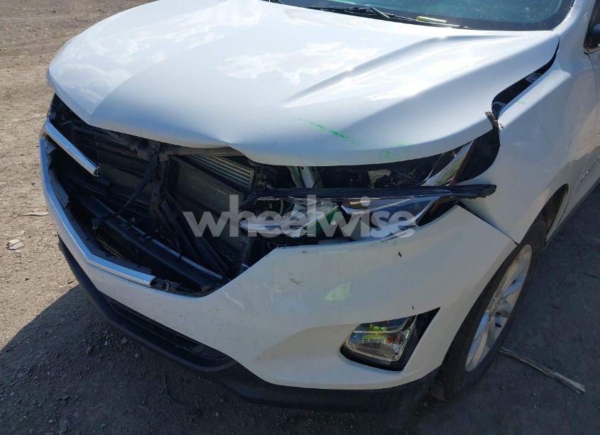 Photo 6 of 2019 Chevrolet Equinox LT (VIN 2GNAXUEV4K6233280)