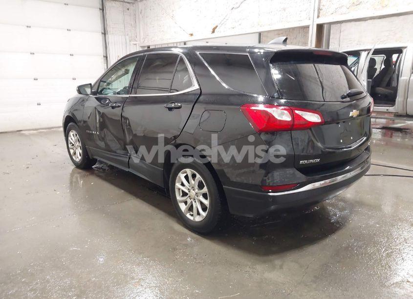Photo 3 of 2019 Chevrolet Equinox LT (VIN 2GNAXUEV4K6260382)