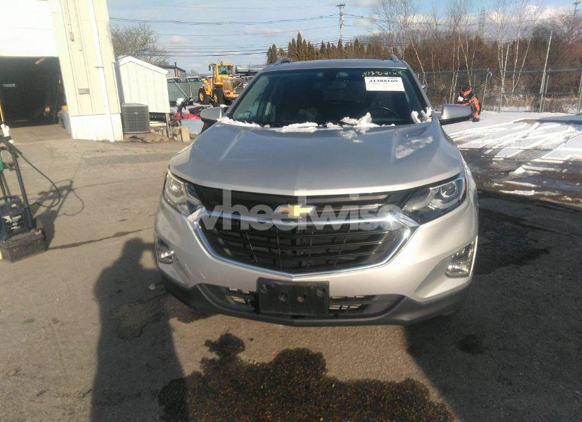 Photo 12 of 2019 Chevrolet Equinox LT (VIN 2GNAXUEV4K6267333)