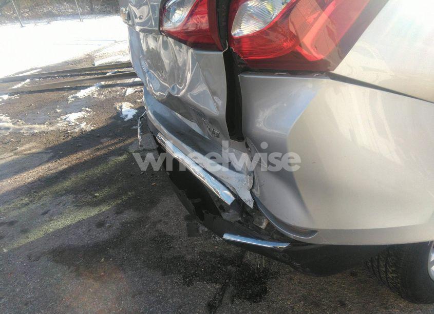 Photo 18 of 2019 Chevrolet Equinox LT (VIN 2GNAXUEV4K6267333)