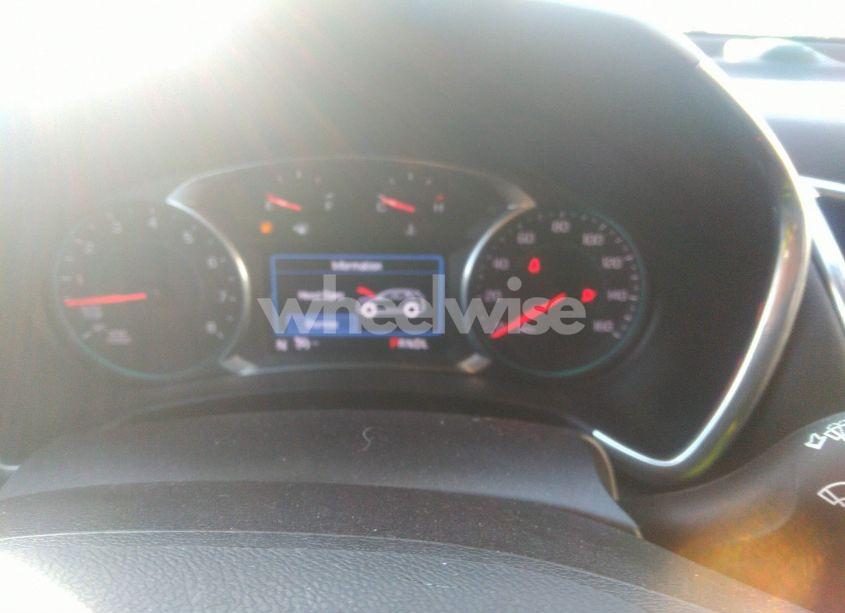 Photo 7 of 2019 Chevrolet Equinox LT (VIN 2GNAXUEV4K6267333)