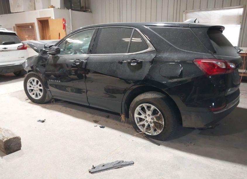 Photo 3 of 2020 Chevrolet Equinox AWD LT 1.5L TURBO (VIN 2GNAXUEV4L6102870)