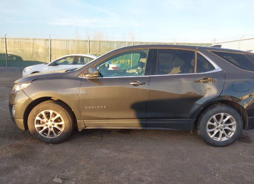 Photo 14 of 2020 Chevrolet Equinox AWD LT 1.5L TURBO (VIN 2GNAXUEV4L6110354)