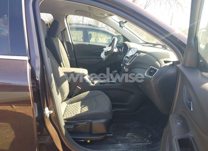 Photo 5 of 2020 Chevrolet Equinox AWD LT 1.5L TURBO (VIN 2GNAXUEV4L6264630)