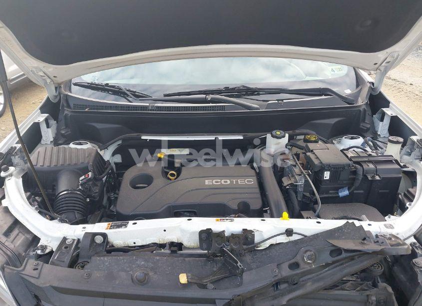 Photo 10 of 2021 Chevrolet Equinox AWD LT (VIN 2GNAXUEV4M6102899)