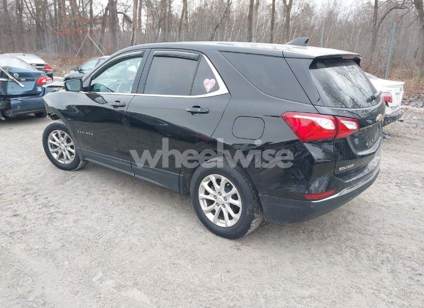 Photo 3 of 2019 Chevrolet Equinox LT (VIN 2GNAXUEV5K6184042)