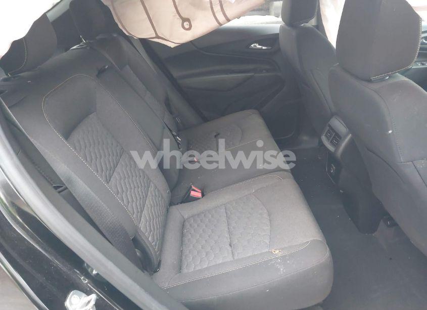 Photo 8 of 2019 Chevrolet Equinox LT (VIN 2GNAXUEV5K6184042)