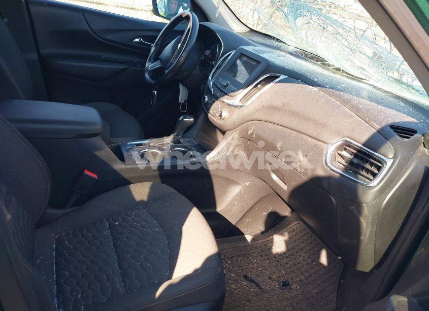 Photo 5 of 2019 Chevrolet Equinox LT (VIN 2GNAXUEV5K6209540)