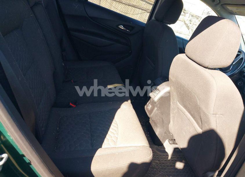 Photo 8 of 2019 Chevrolet Equinox LT (VIN 2GNAXUEV5K6209540)