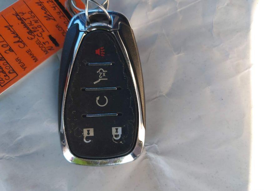 Photo 11 of 2019 Chevrolet Equinox LT (VIN 2GNAXUEV5K6226077)