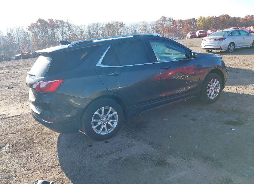 Photo 4 of 2019 Chevrolet Equinox LT (VIN 2GNAXUEV5K6226077)