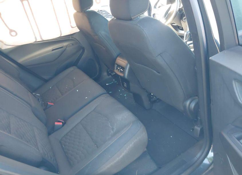 Photo 8 of 2019 Chevrolet Equinox LT (VIN 2GNAXUEV5K6226077)